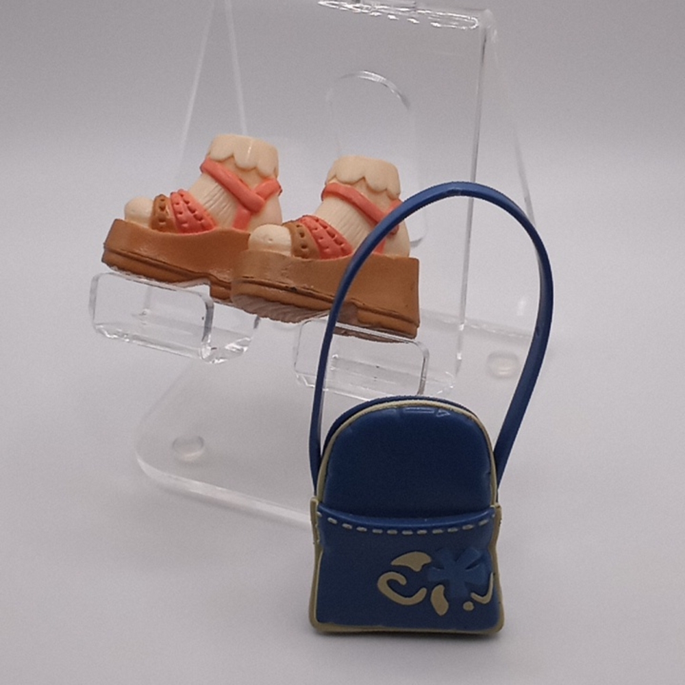 Bratz doll shoes and bag